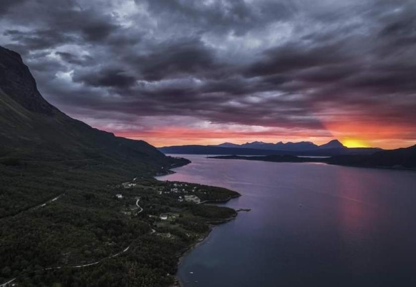 Koselig Leilighet I Narvik Sentrum 5 Soveplasser Gratis Parkering Og Gratis Internett Екстер'єр фото