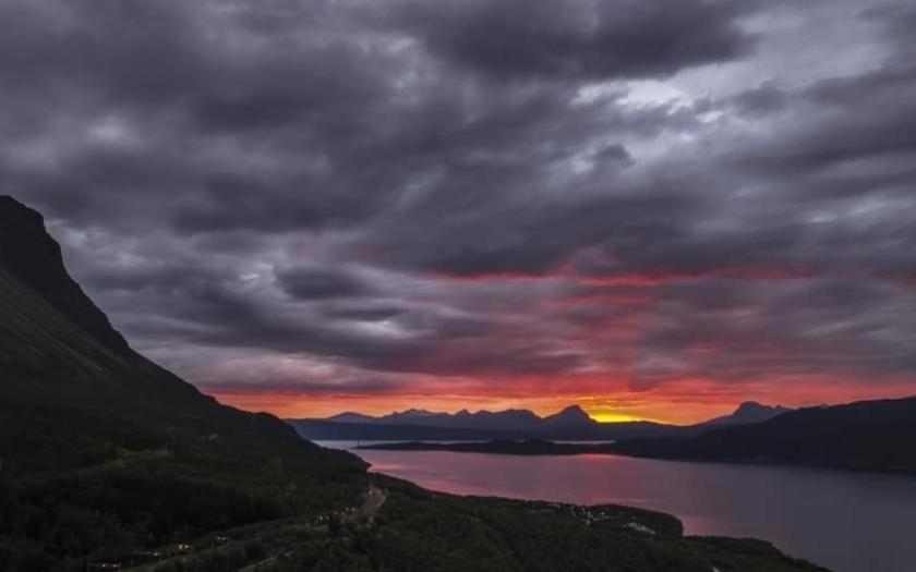Koselig Leilighet I Narvik Sentrum 5 Soveplasser Gratis Parkering Og Gratis Internett Екстер'єр фото