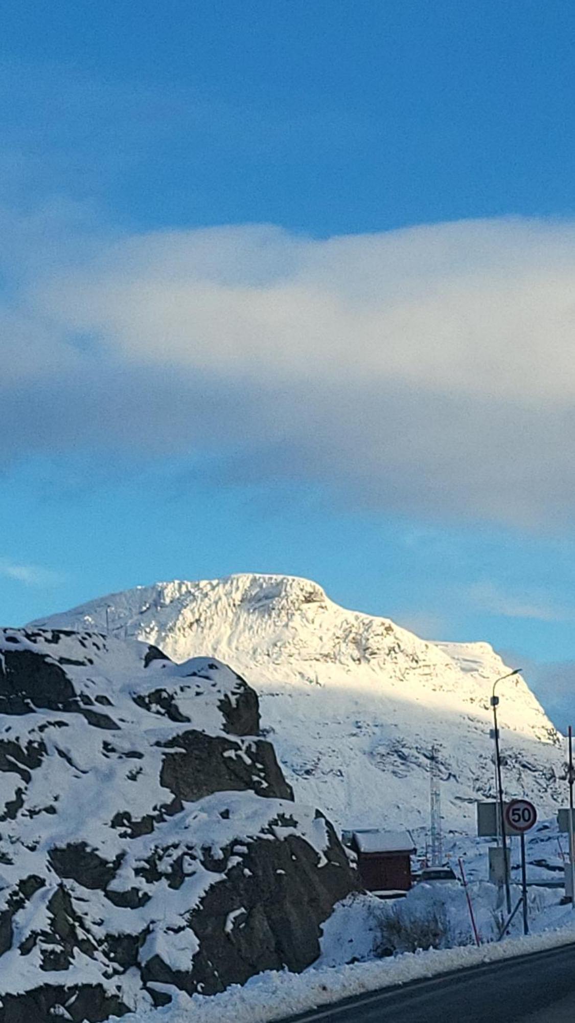 Koselig Leilighet I Narvik Sentrum 5 Soveplasser Gratis Parkering Og Gratis Internett Екстер'єр фото