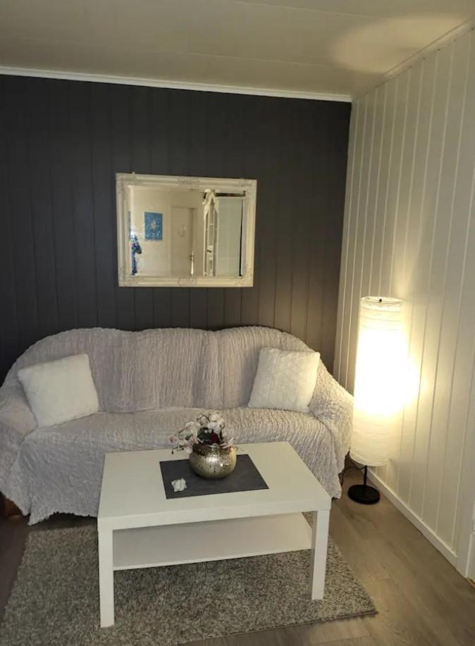 Koselig Leilighet I Narvik Sentrum 5 Soveplasser Gratis Parkering Og Gratis Internett Екстер'єр фото